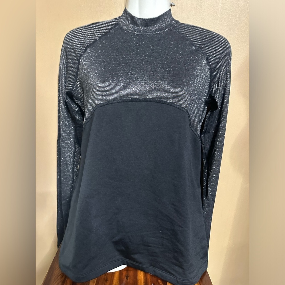 Nike Black Dri-FIT Top with Silver & Gold Striped Glitter Size Medium